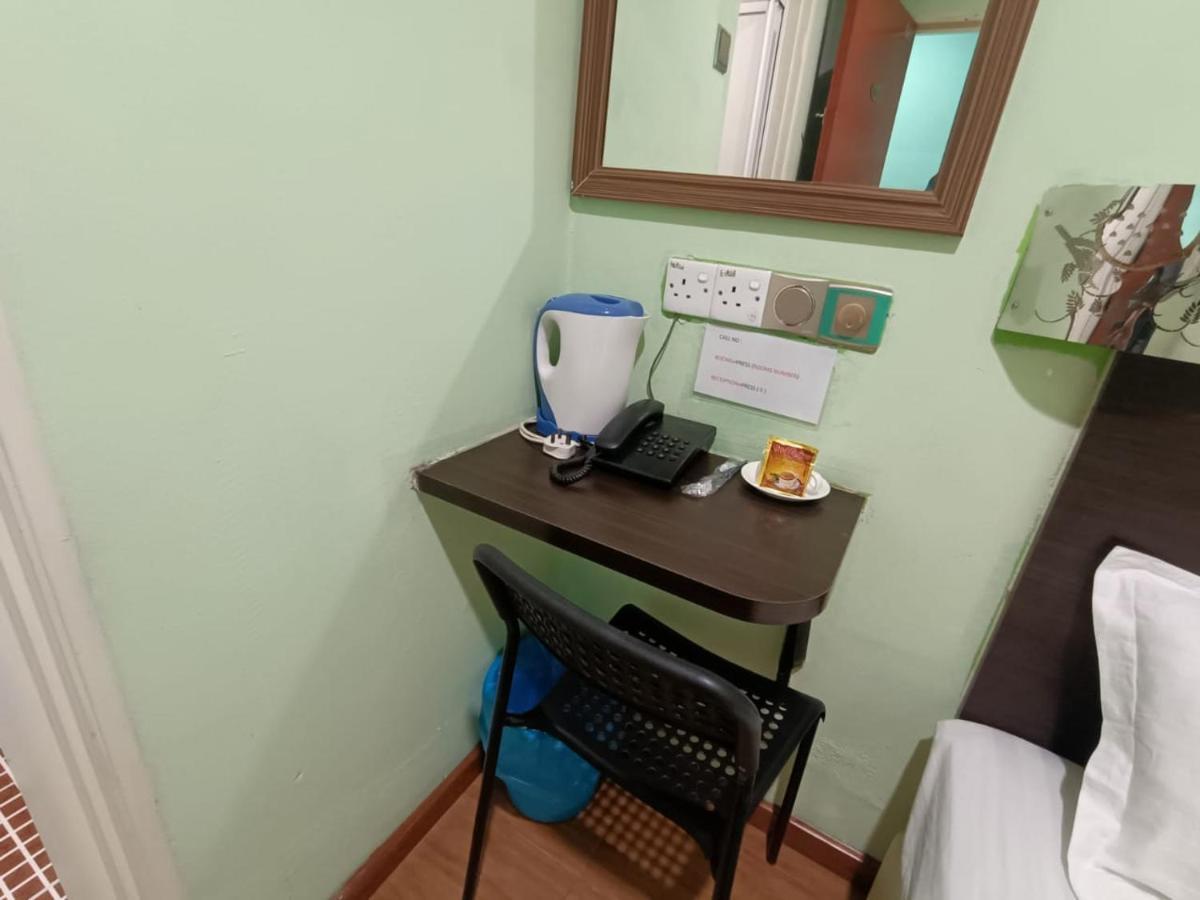 Hotel Zamburger Nur Ramadhan - Previously G Home Hotel Kota Bharu Esterno foto